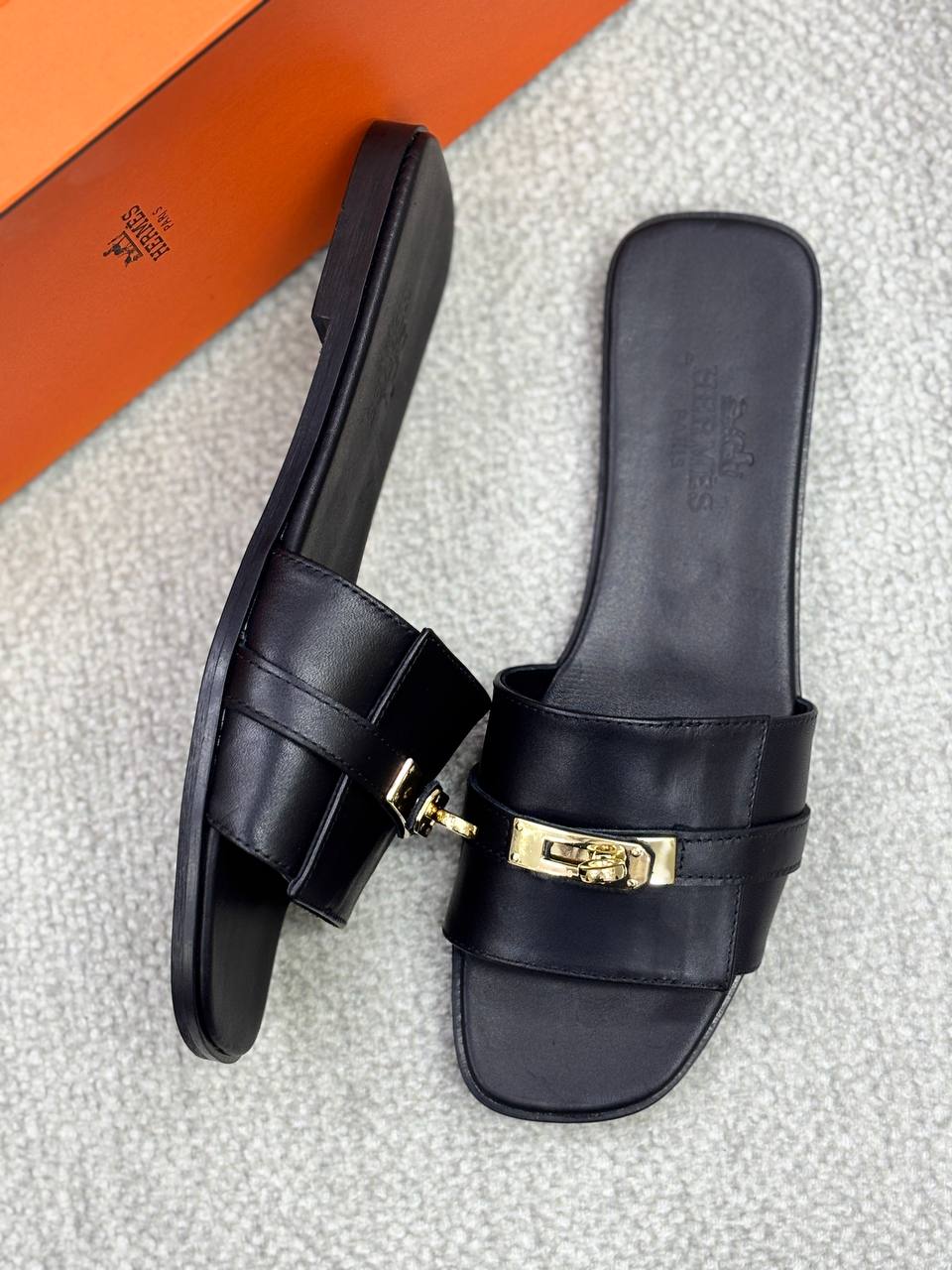 BrandsbyMaya